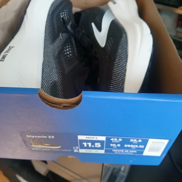 Brooks Women’s Glycerin GTS 23 Supportive RunninBrooks Men's Black Running Shoes - Picture 10 of 14